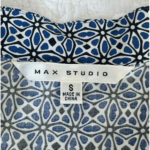 Max Studio Women's Sz S Blue Black White Floral Short Sleeveless Romper - Picture 4 of 8